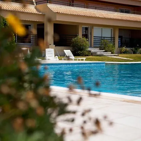 Ocean V In With Sea View And Pool, Sleeps 4 דירה *